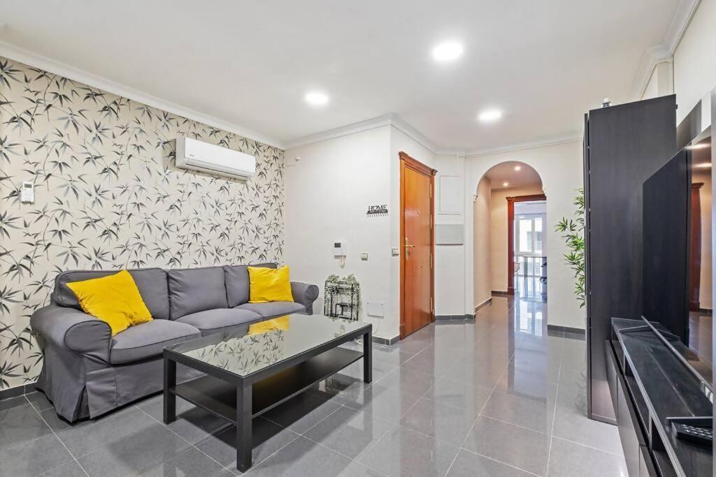 Apartament Piso En Atarazanas Malaga Zewnętrze zdjęcie