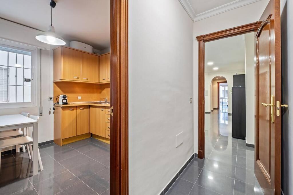 Apartament Piso En Atarazanas Malaga Zewnętrze zdjęcie