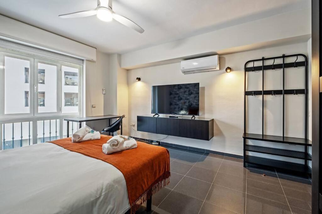 Apartament Piso En Atarazanas Malaga Zewnętrze zdjęcie